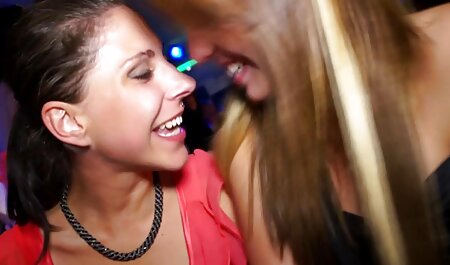 کلاه بردار ریشو در یک خانه کشور معروف تعقیب دور یک معشوقه جوان نرم افزار سکس چت تصویری
