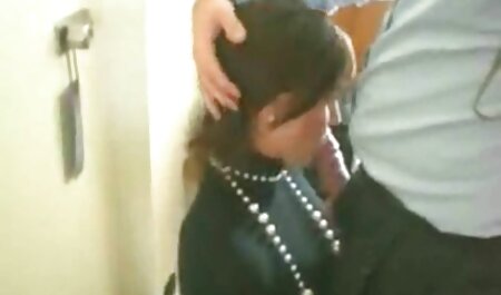 نوجوان مشت سیاه ناخن یک دیک ویدیو چت سکسی طولانی در مناقصه ها و مزایده, بانوان